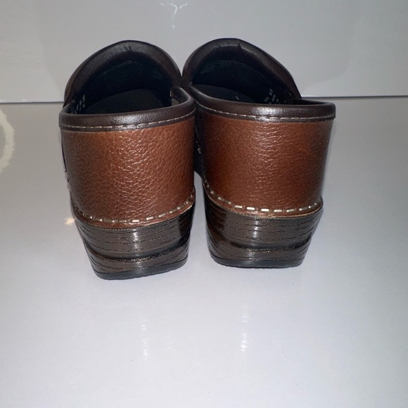 Dansko Shoes - Picture 3 of 11